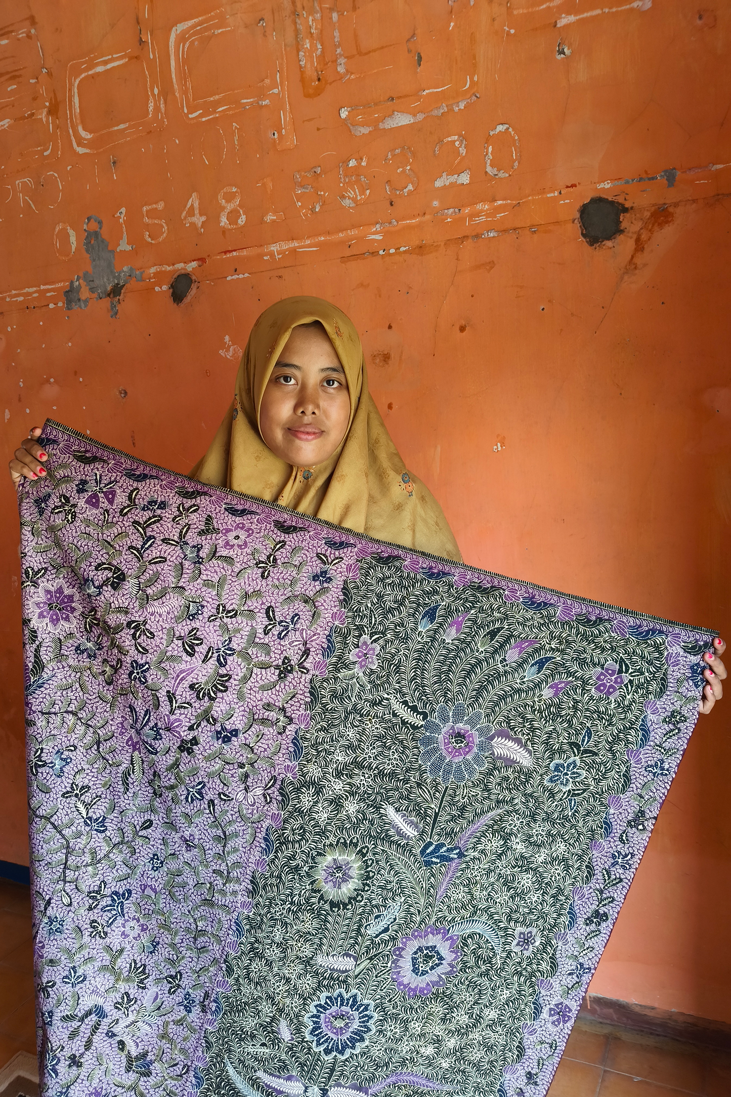 IBU NUR WAKHIDAH — SARONG RELAWATI VIOLET