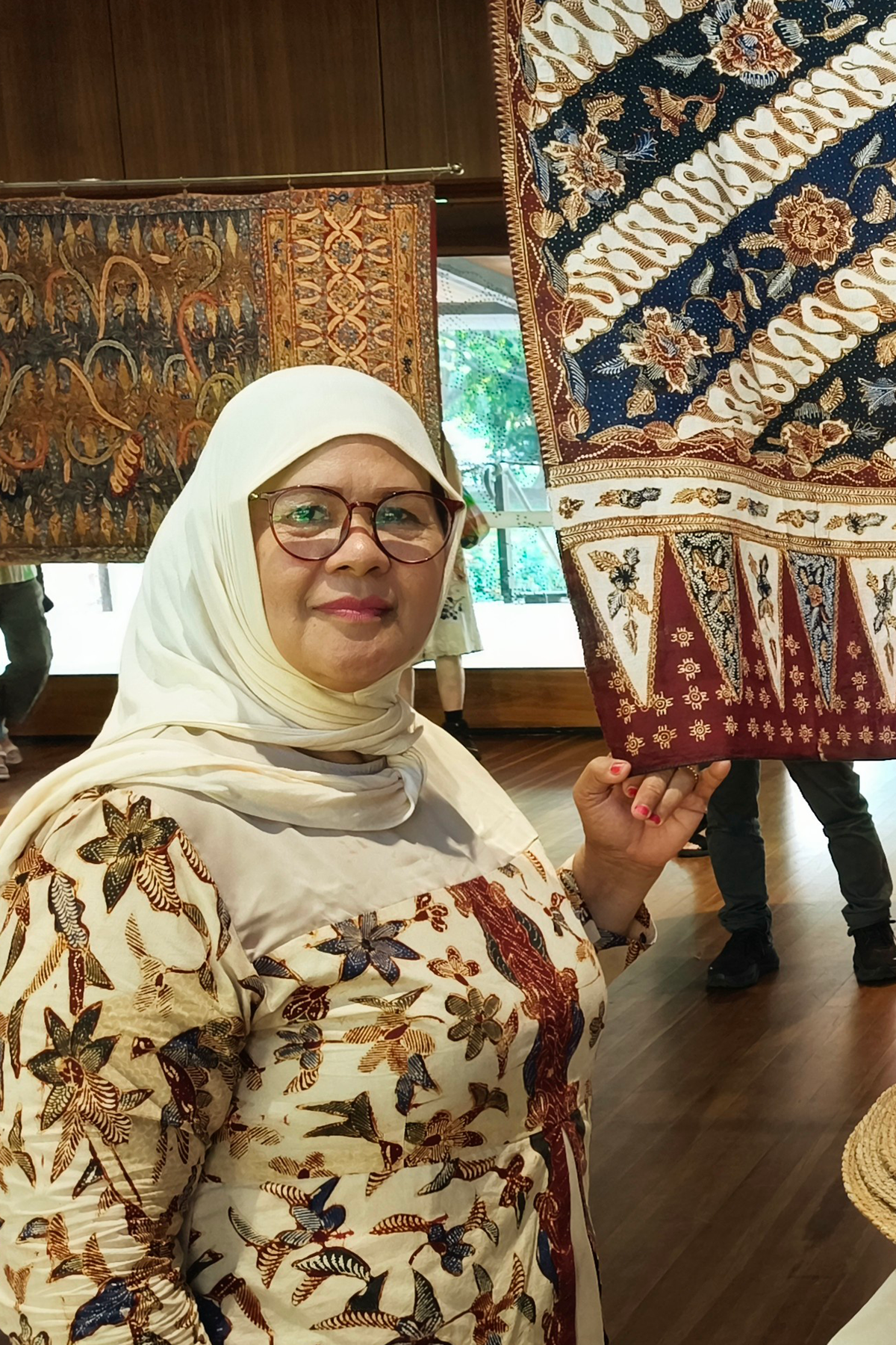 IBU MULYATI, SELENDANG PARANG RELAWATI
