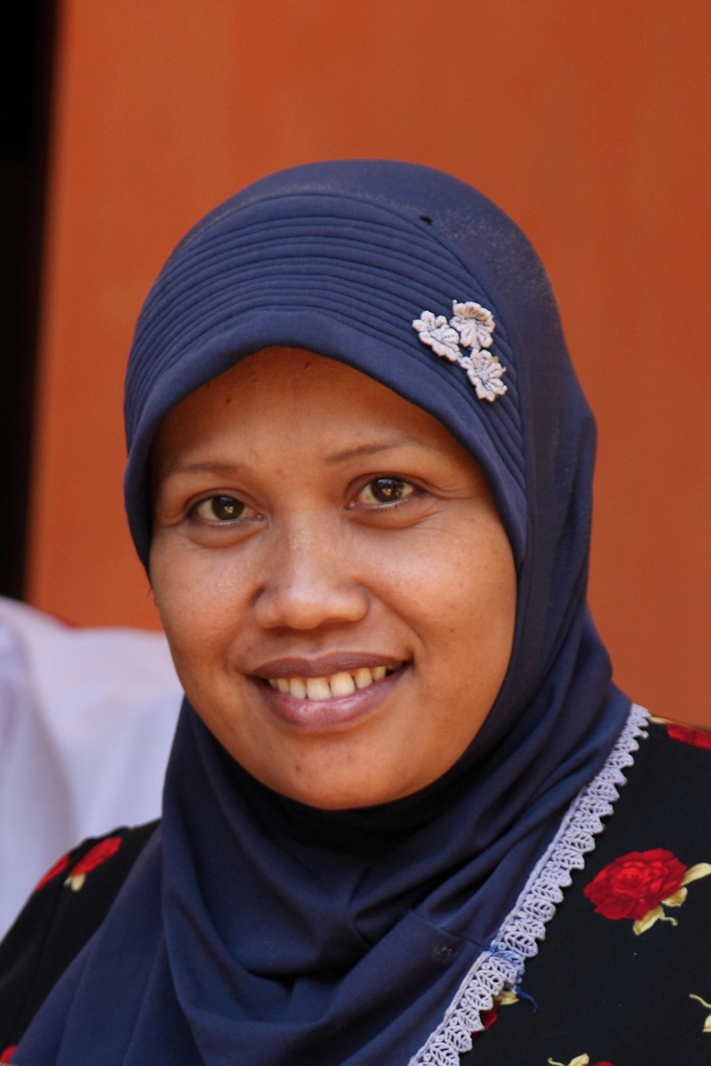 IBU ISTIKOMAH, SARONG MATEROS SOGAN BOH GUNUNGAN