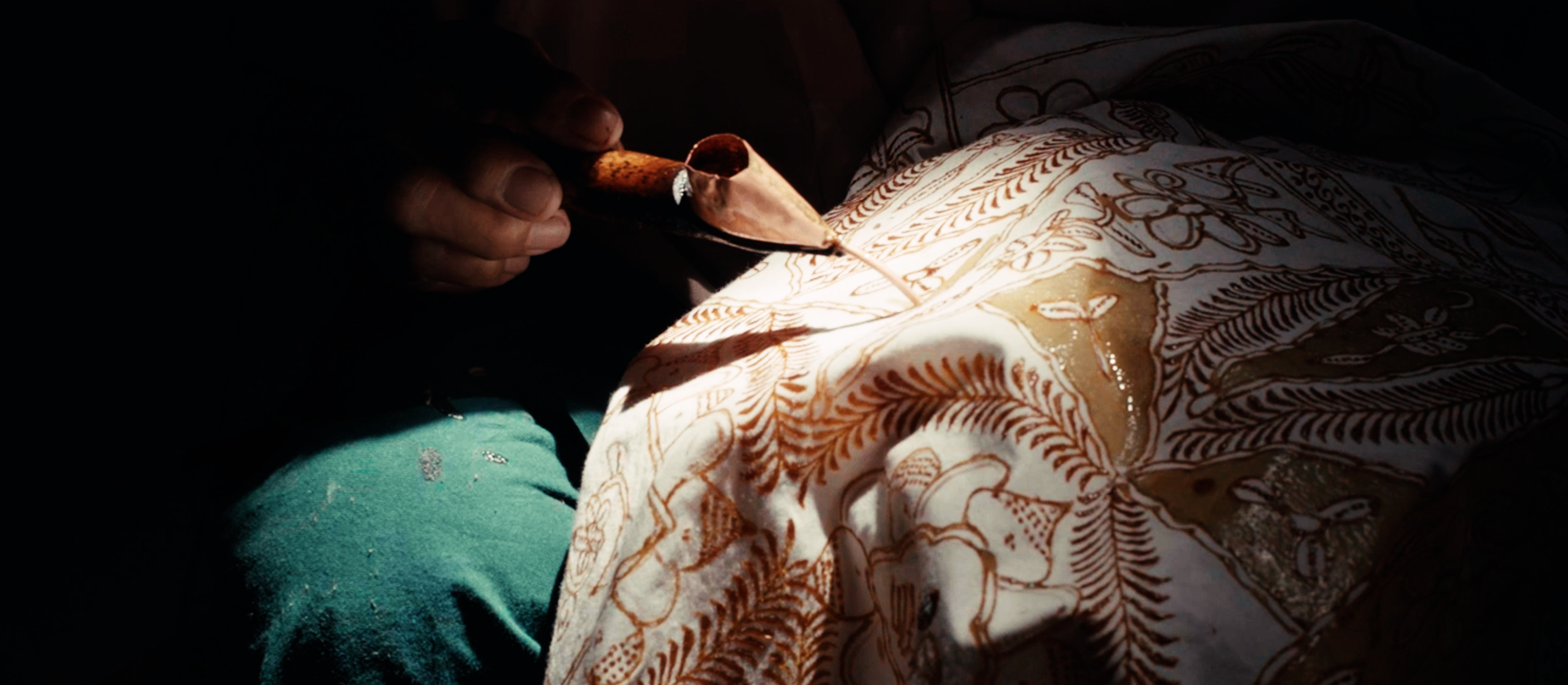 Load video: Making Batik Tulis Rifa'iyah